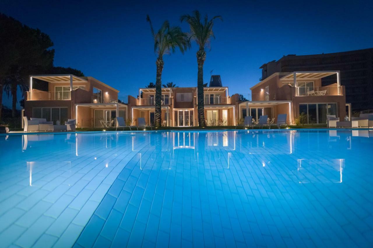 Residence Delfino, Portorosa Furnari Exterior foto